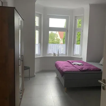 Bayernhaus 1og Rechts 아파트